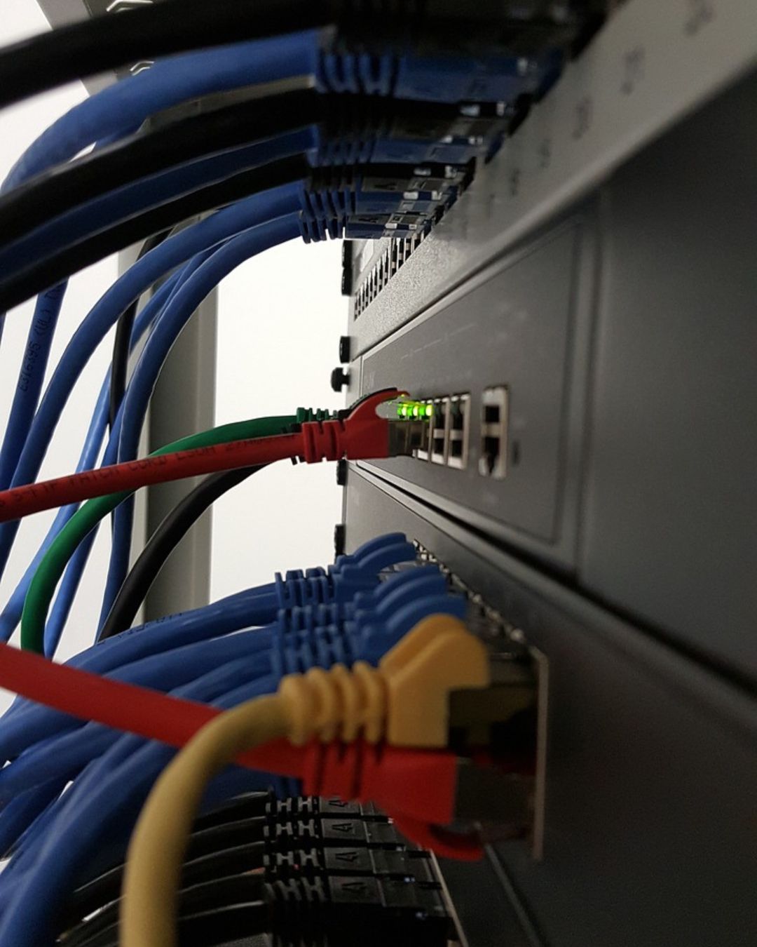 LAN